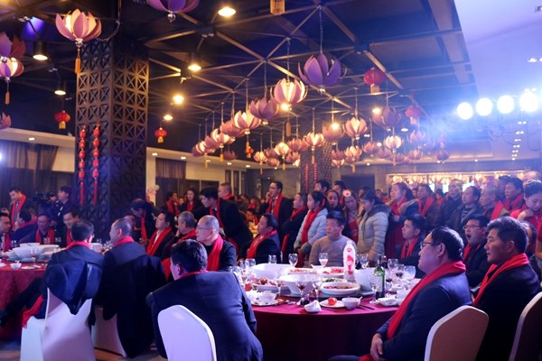 明品福集团成功举办2017年表彰大会暨2018年新春团拜会